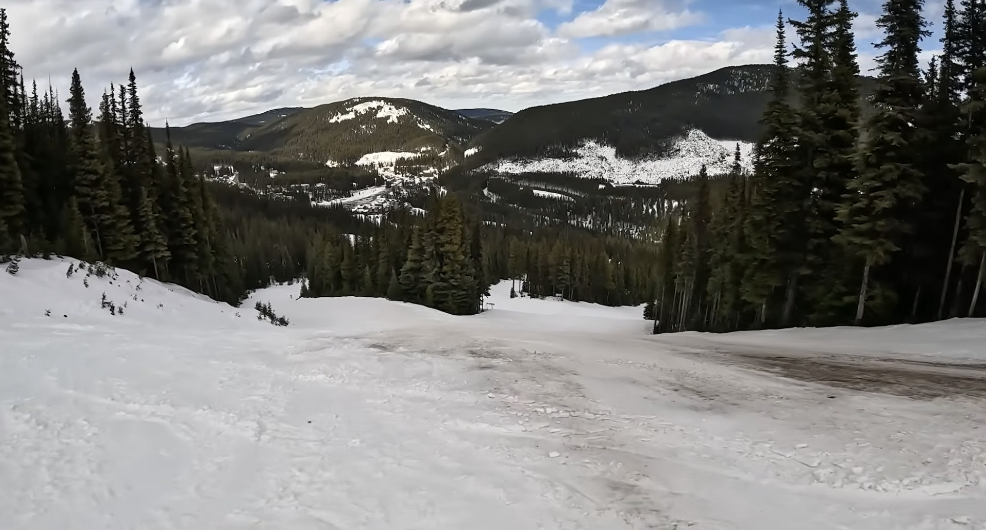 A low-cover ski trail at Apex mountain resort, British Columbia, Canada