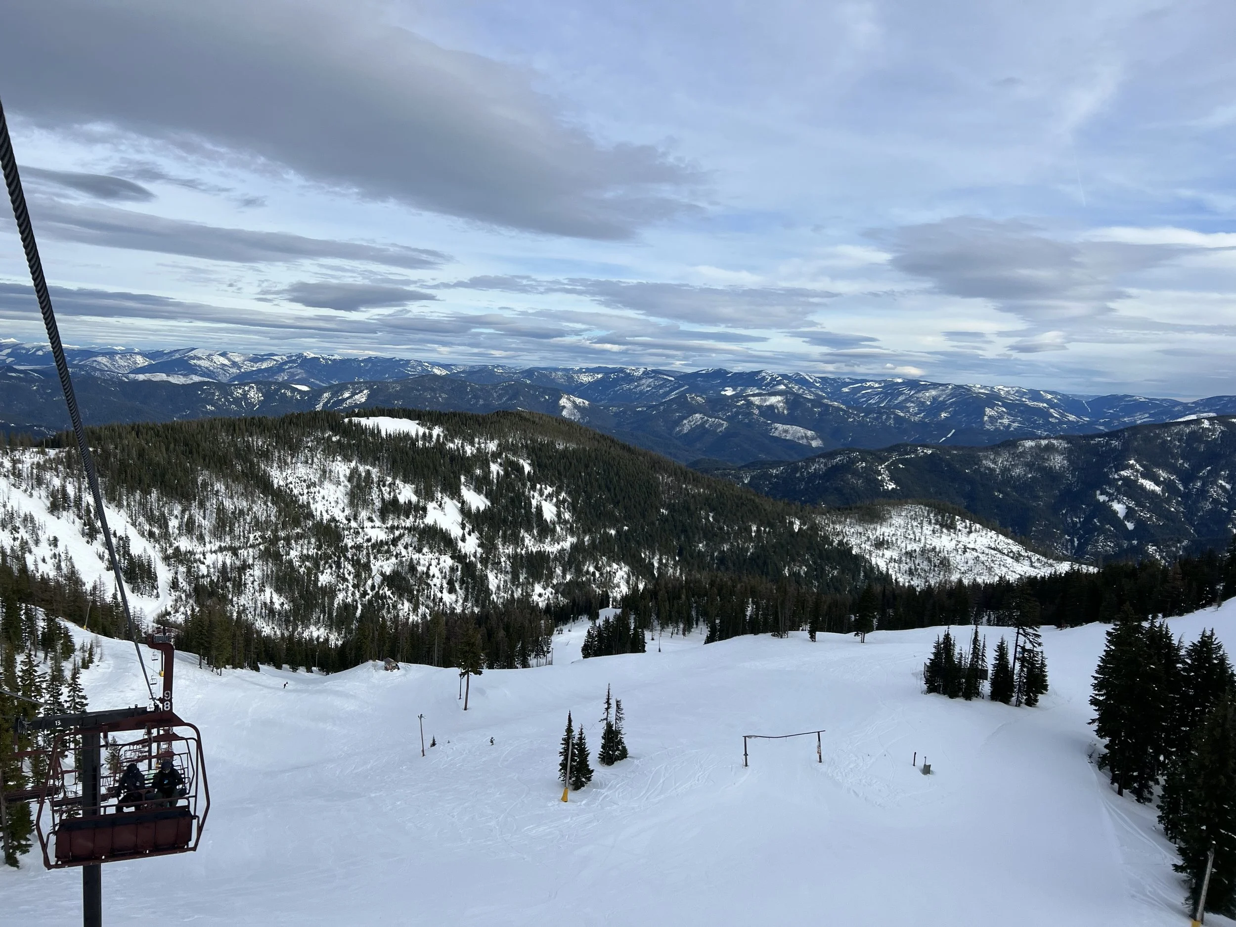 View from a Silver Mountain chairlift looking over the ridges of the Idaho Panhandle