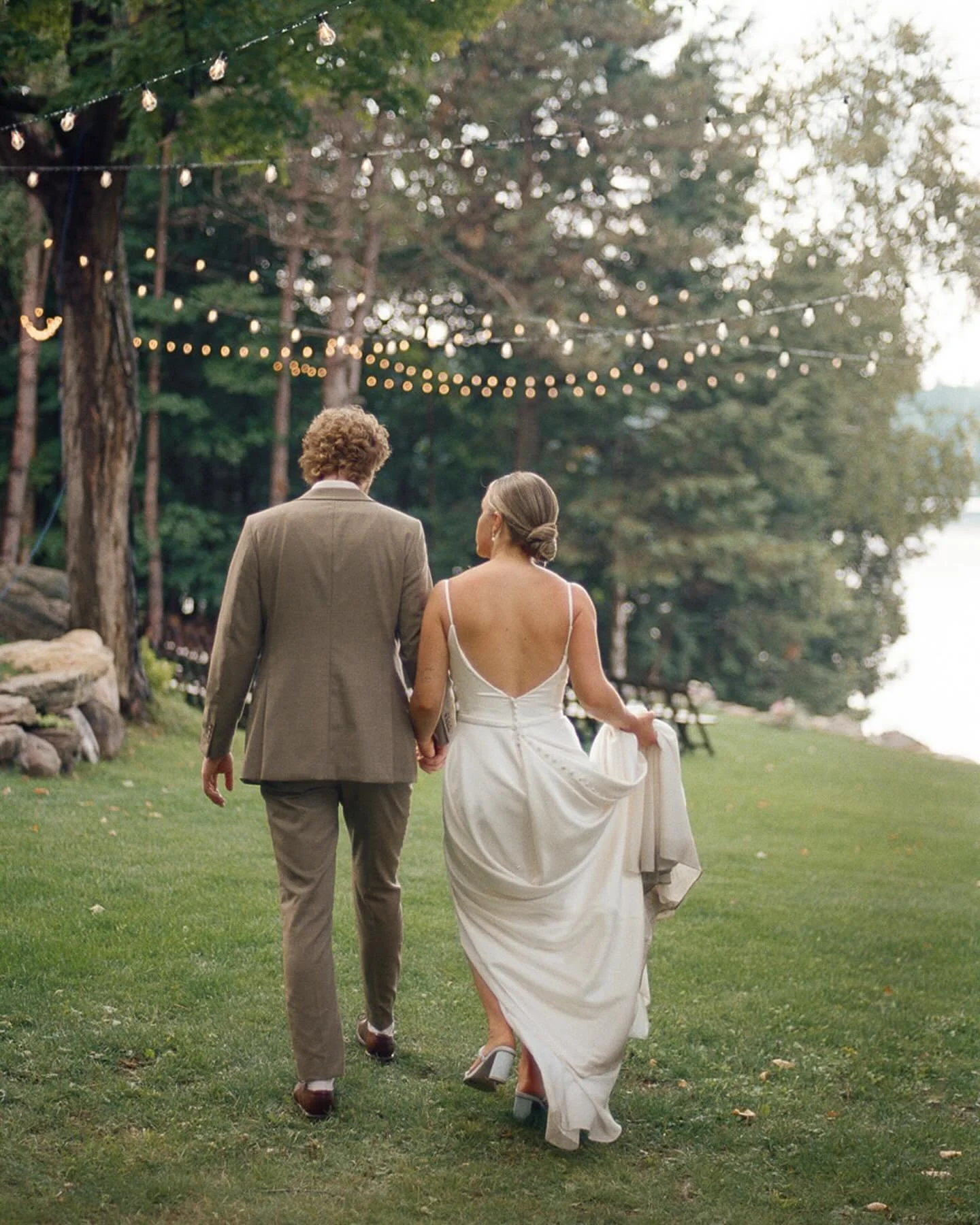 Isabella and Thomas making the most humid wedding day of the season look easy.