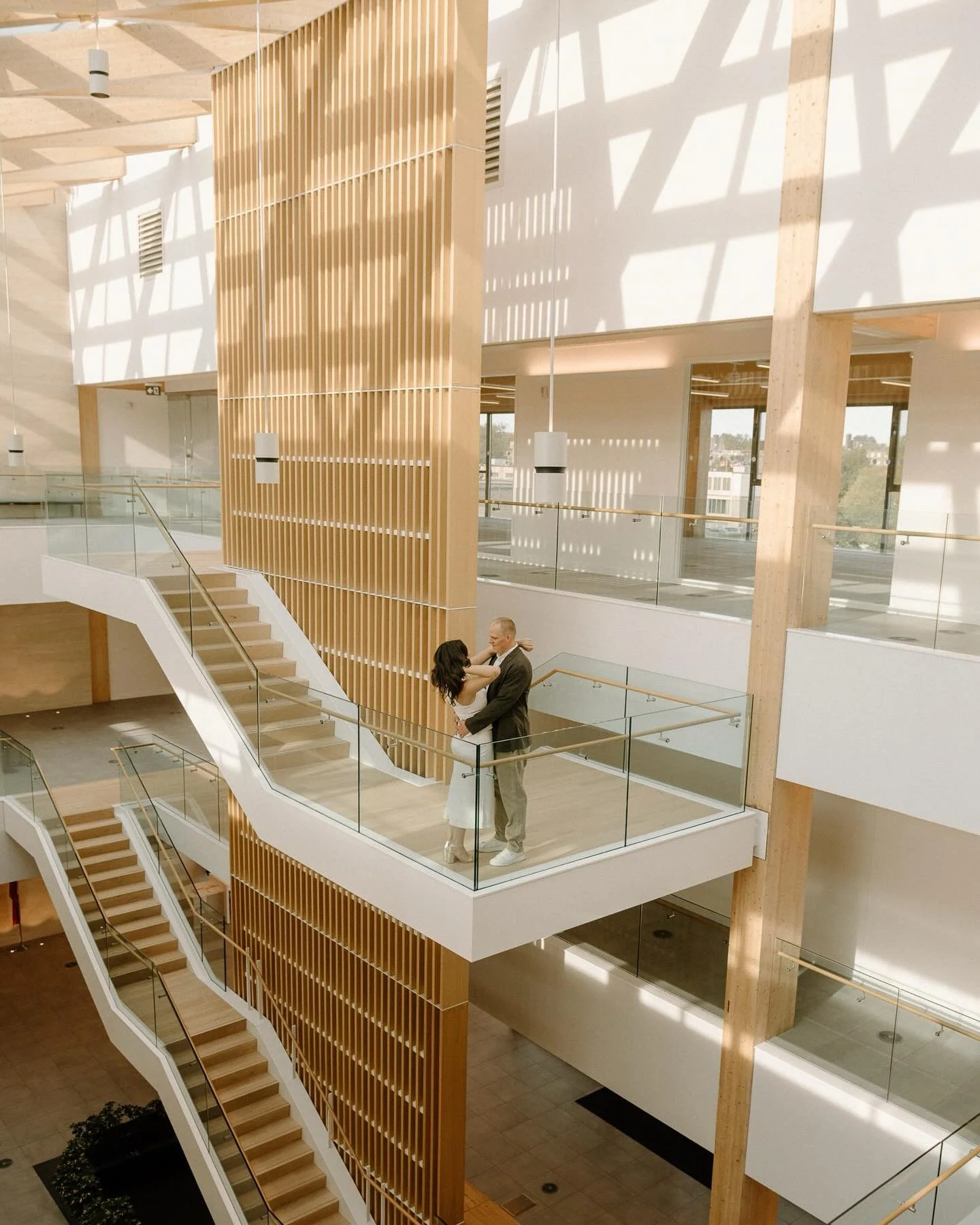 today we celebrate Lucy &amp; Kyle and I&rsquo;m the lucky one to document it all &mdash; my first love story of 2026 💛 for now, we are throwing it back to their engagement shoot at the stunning @theriver.events. Manifesting a wedding at this magica