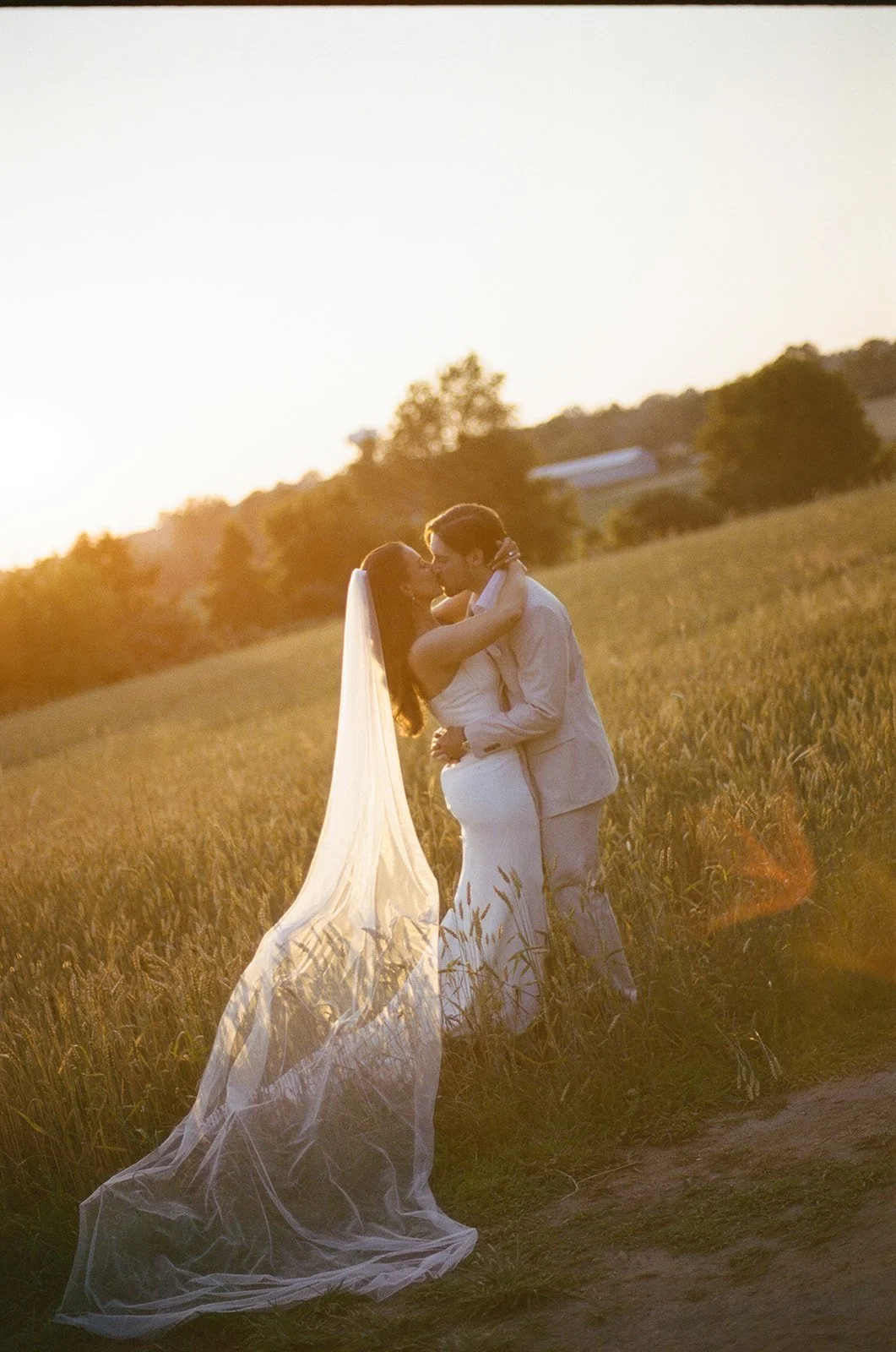 LaurenConnor-WeddingDay-1123_websize.jpg