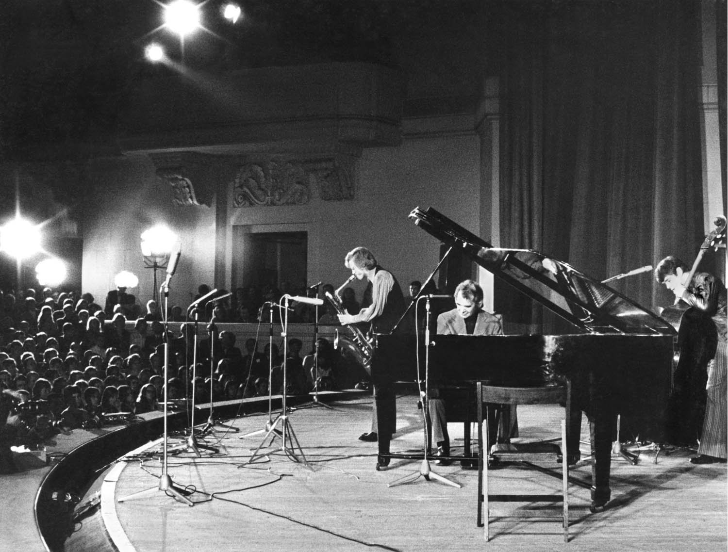The Dave Brubeck Trio featuring Gerry Mulligan in concert. Warsaw, Poland, 1970. Courtesy of the Brubeck Collection, Holt-Atherton Special Collections, University of the Pacific Library. Copyright Dave Brubeck.