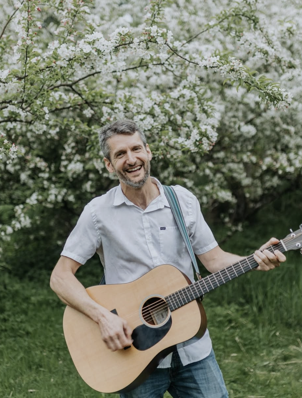 Live music with mark schurch