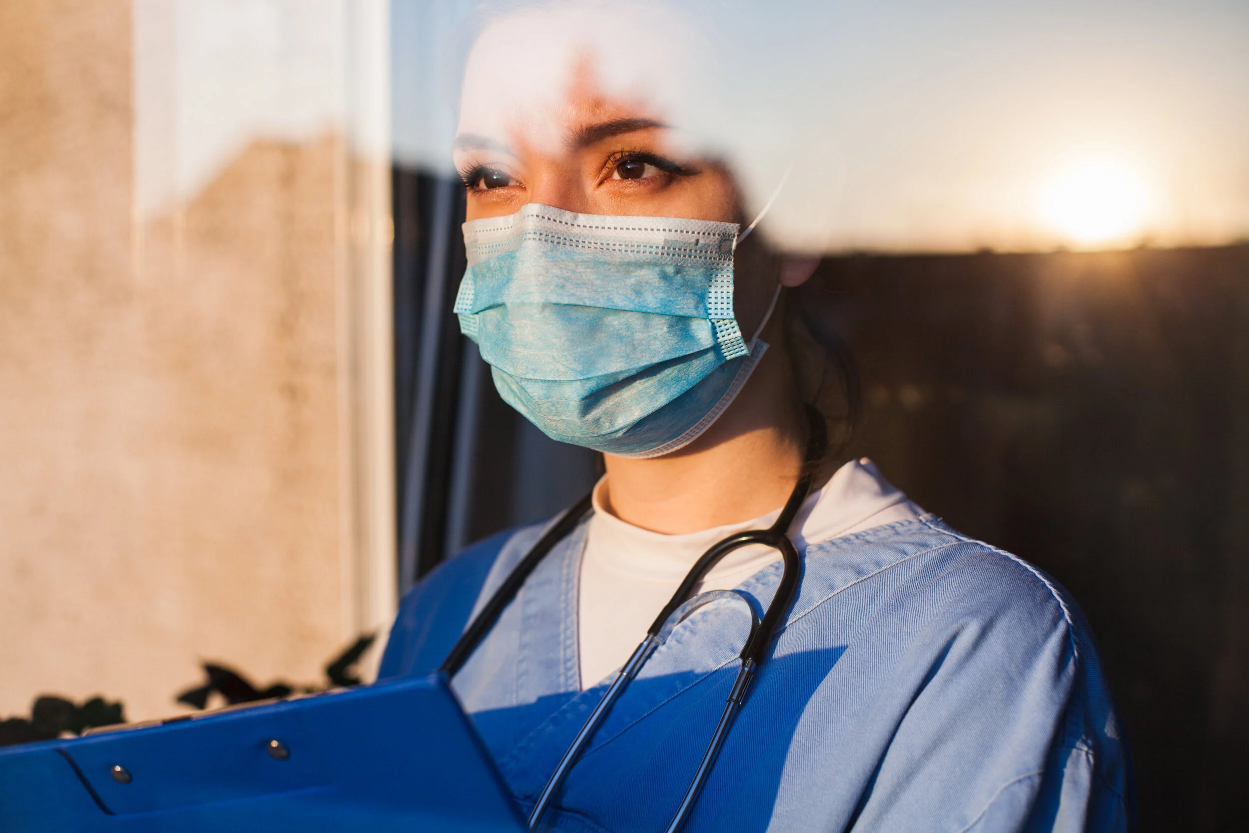       
  
    How to Protect Your Mental Well-being Whilst You are on the Frontline  &nbsp; &nbsp; &nbsp; &nbsp; &nbsp;   Words  Dr Emma Amoafo-Mensah   The COVID-19 pandemic has caused more problems than a cough and a fever. We have seen widespread 