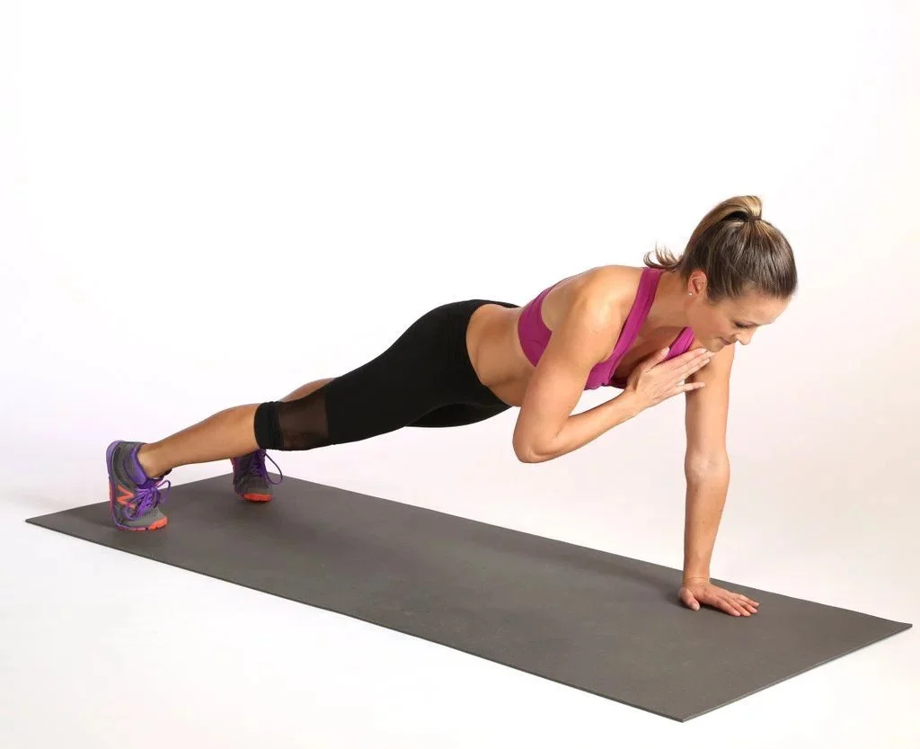       
  
    A 20 Minute Core workout that will hit your whole body   Words Bevery Pokuah    Let’s turn up the intensity with dumbbells!    Introducing weights into your routine is a great way to challenge yourself and take you to the next level. As