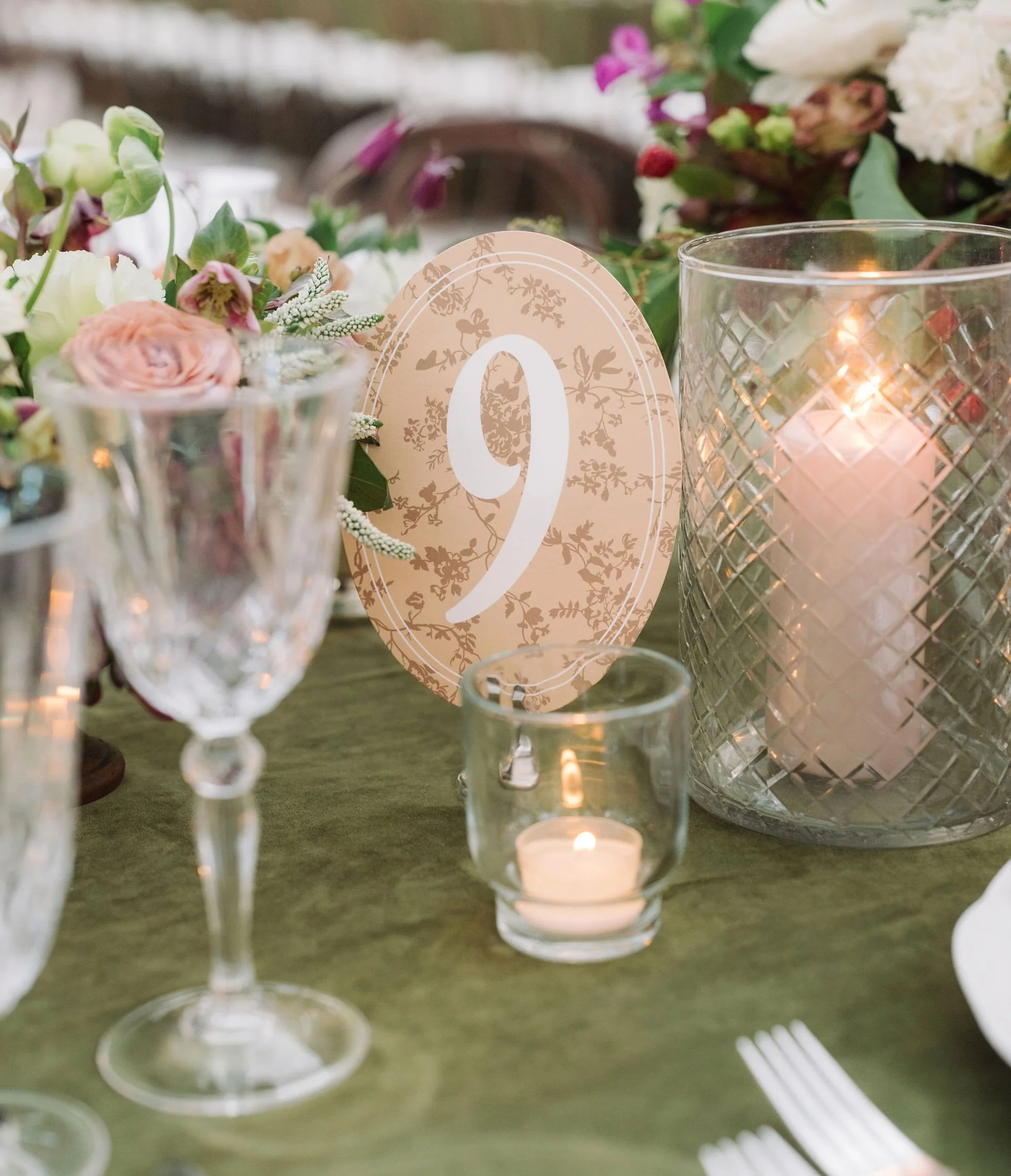 Chloe+Zach-ThomasBennettHouseWedding-850.jpg