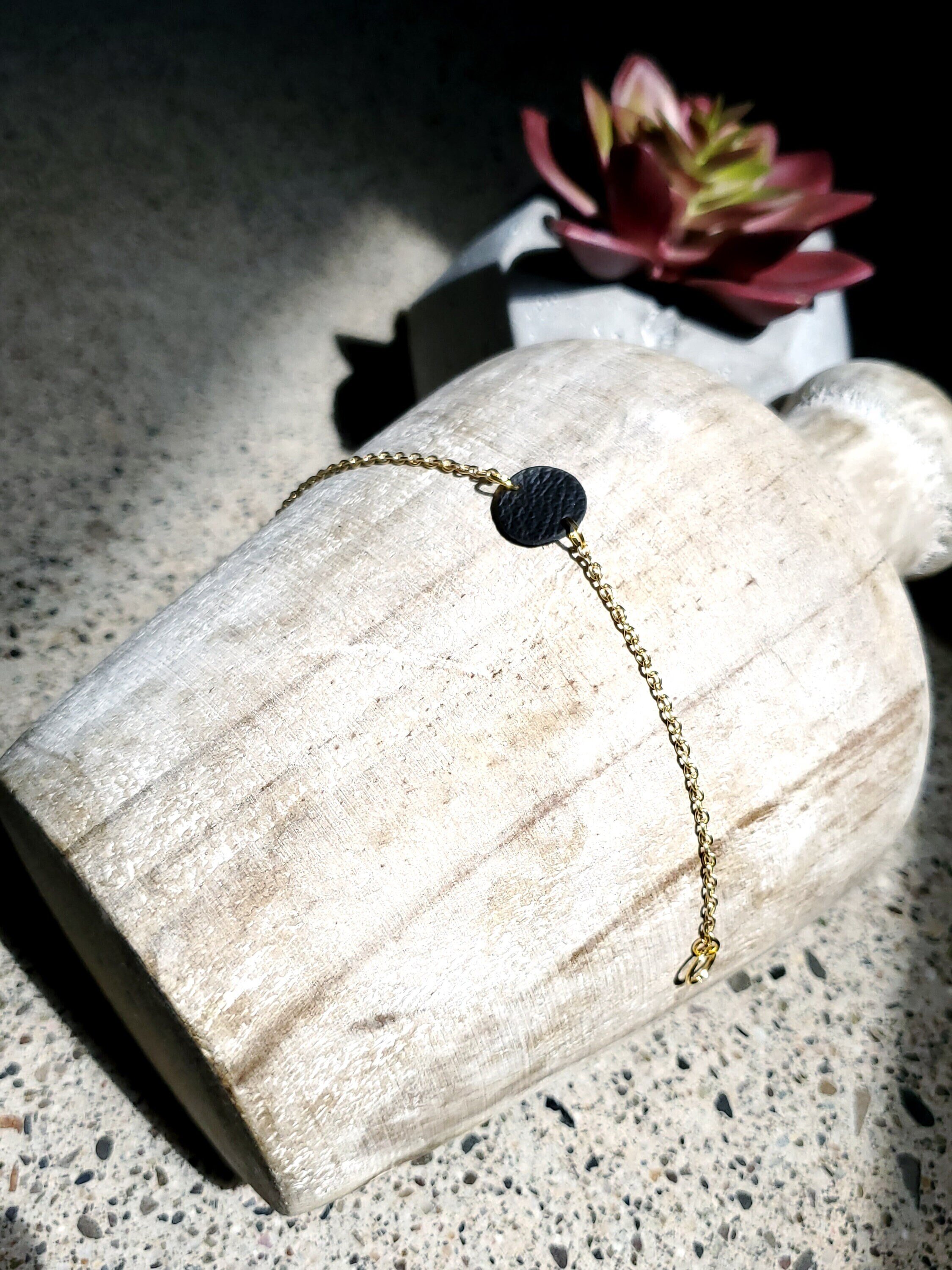https://i.etsystatic.com/19057193/r/il/e3473d/3323921357/il_fullxfull.3323921357_r9wa.jpg