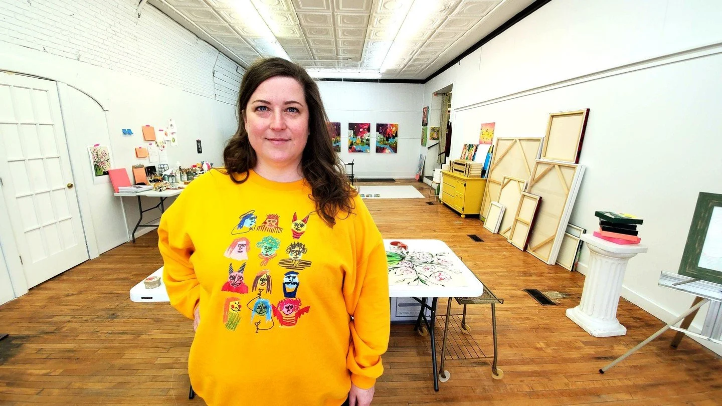 🎉🎉 So much to celebrate! Not only are we celebrating FIVE YEARS in our beautiful Cedar Street Art Collective Studio (It's a lot more full and delightfully cluttered now!) but I'm also celebrating my 50th orbit around the sun in our little spaceship