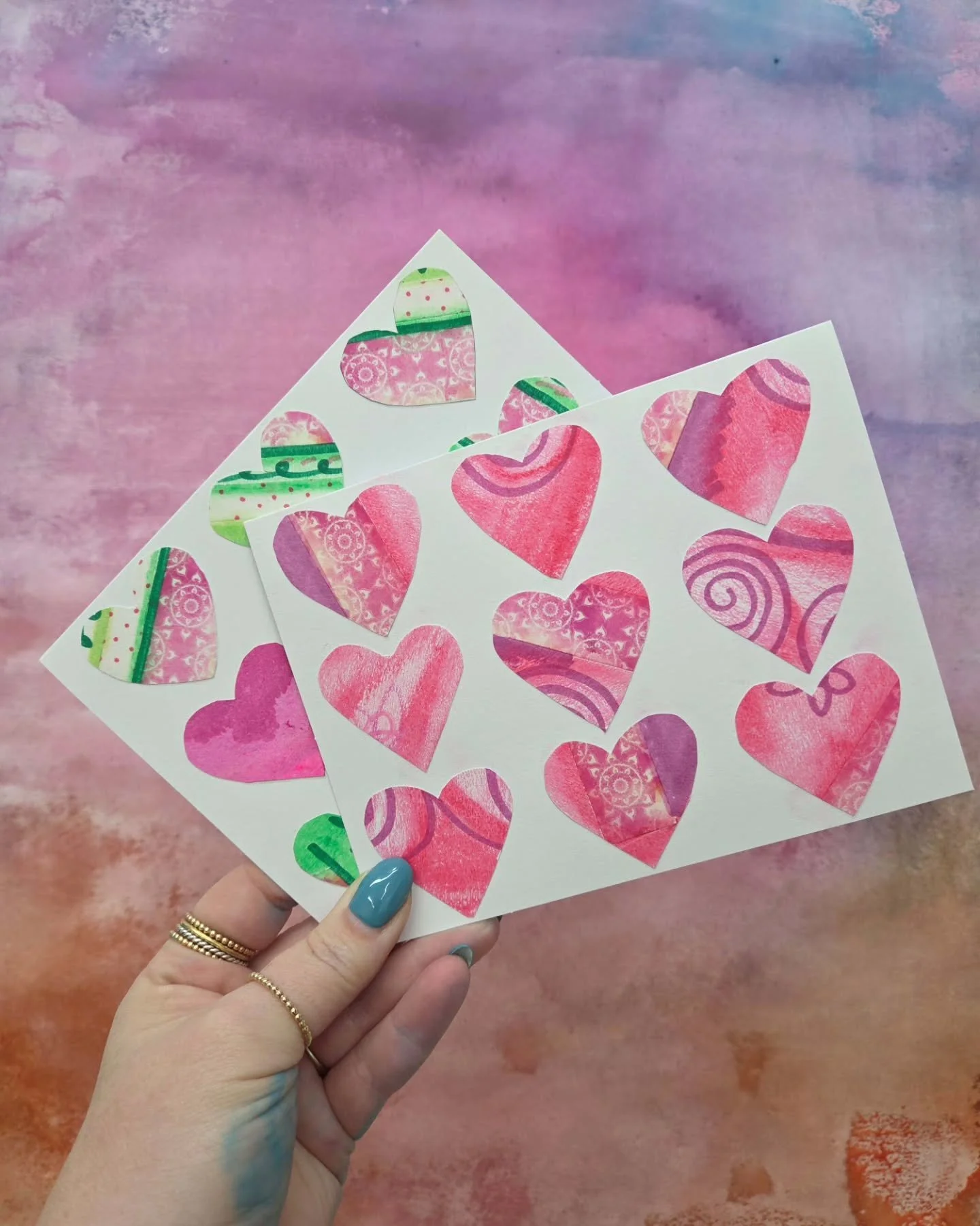 💖 Happy Valentine's Day! 💖  Here are some of the Mixed-Media Valentines and Greeting Cards created during this month's workshop in the studio. Aren't they great? 😍 We had so much fun!⁠
⁠
If you'd looking for a way to add a little joy, light, creat