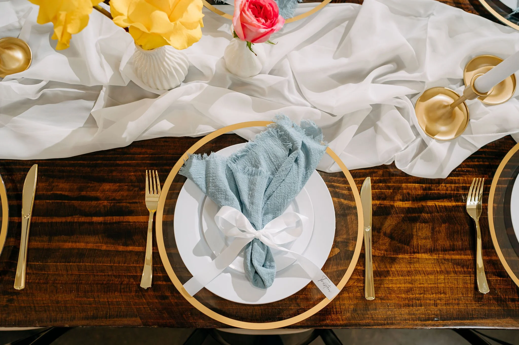 affordable wedding place setting