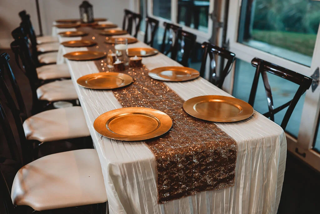 4001- Champagne table runners- qty22