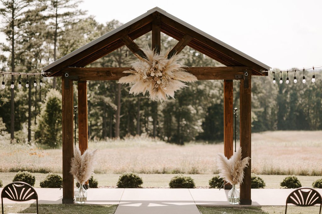 East Texas Wedding Ideas — Sunset Oaks Venue
