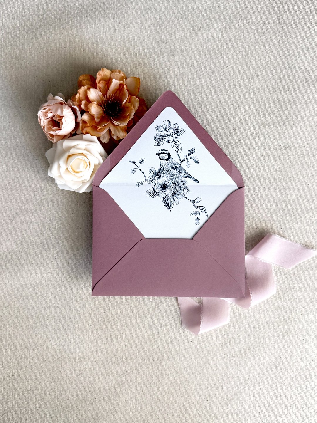 The Ivy Envelope Liner