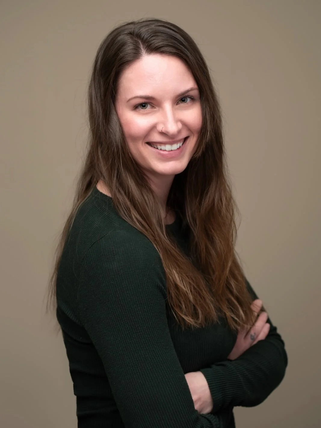 Presenting Jillian in our Therapist Spotlight Series!

Meet Ms. Baker - who of course, really does bake 🍰 
By day, she works magic on tight muscles and by night, she&rsquo;s whipping up sweet treats and diving into true crime series. Oh yeah, she al