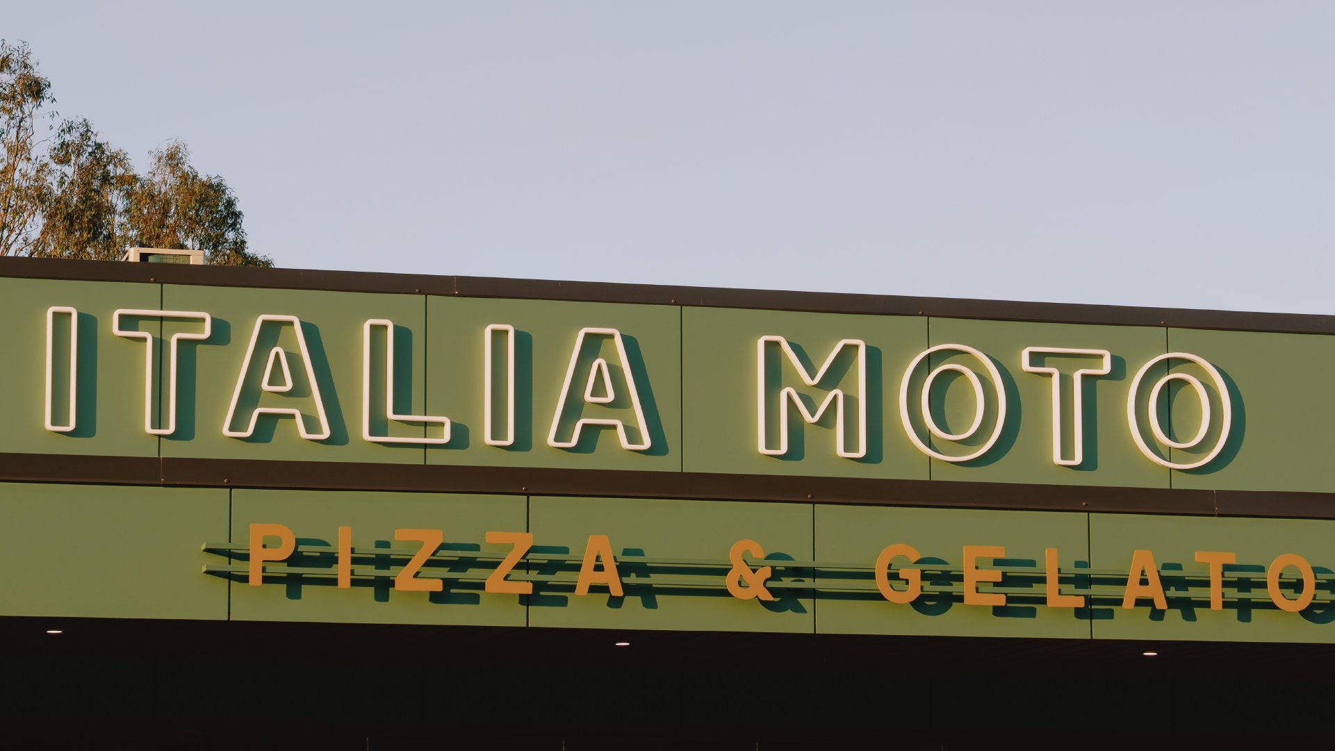Italia Moto - Signage Close Up
