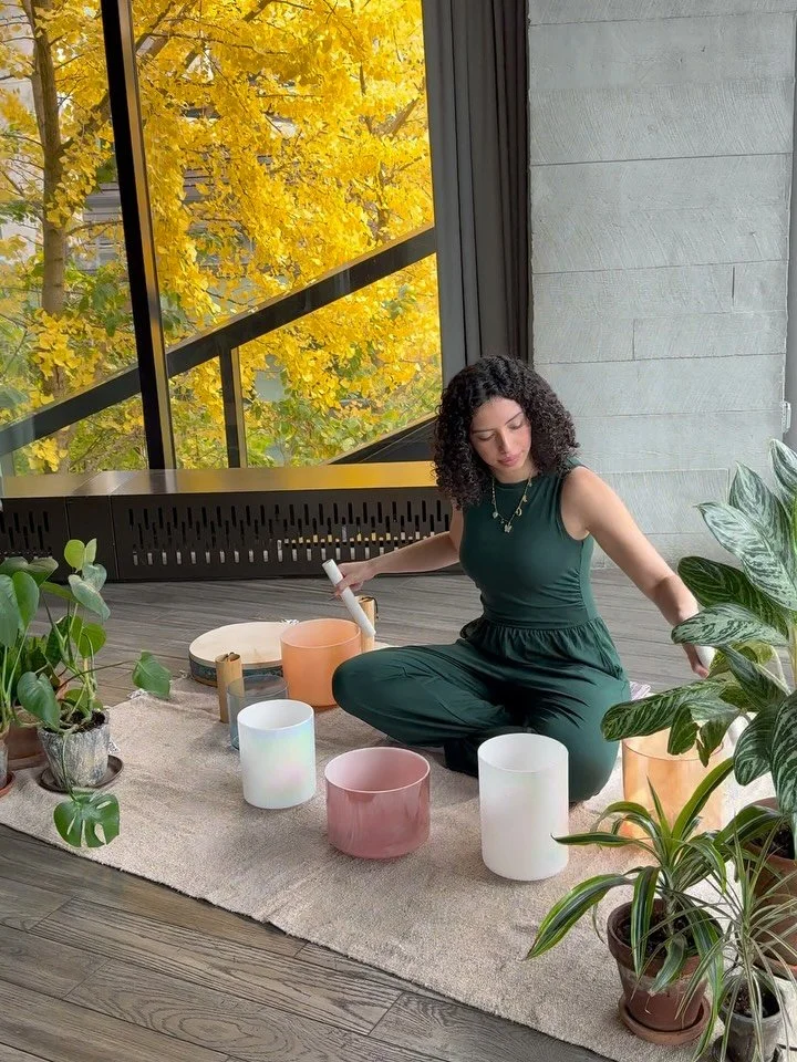 Led the sweetest sound meditation for @drugstore x @lifewaykefir collab this morning @1hotel.bklynbridge 🧋🥥🌉

#drugstore #kefir #soundmedicine #soundmeditation #soundbathnyc #wellthcollective