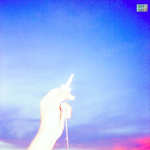 MASN - Hold Me (feat. Mishaal)