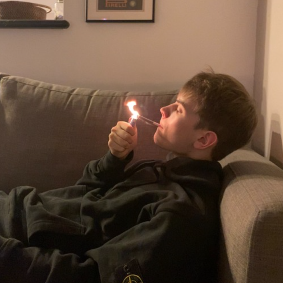 Koi - trust issues (feat. savage gasp &amp; supachefm)