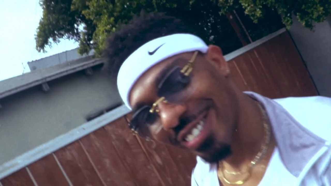 Trip Carter - HEAVYWEIGHT (Official Visualizer)