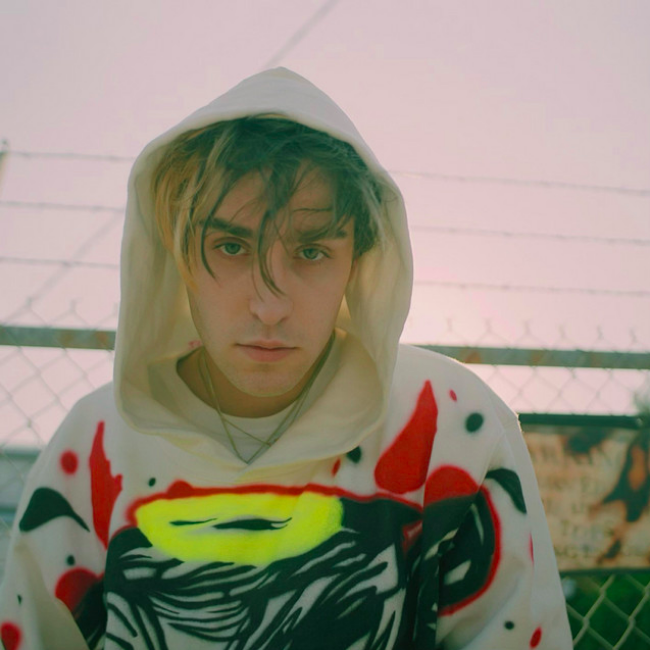 COTIS Is Truly On ‘THE EDGE’ Of Breaking Into All The Charts With This Song