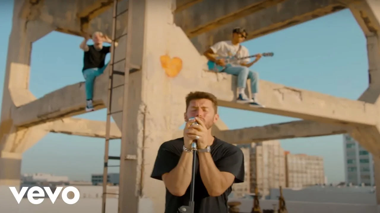 Calabasas &amp; Marc E. Bassy Share Their Impressive Visual For “Voices” 