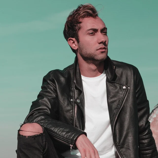 Aryia Blesses Us With His Punk-Rock Fueled Anthem “She Don’t Like Boys”