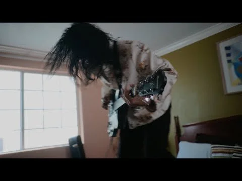Lecx Stacy Lets Loose On His New Visual For “Such”