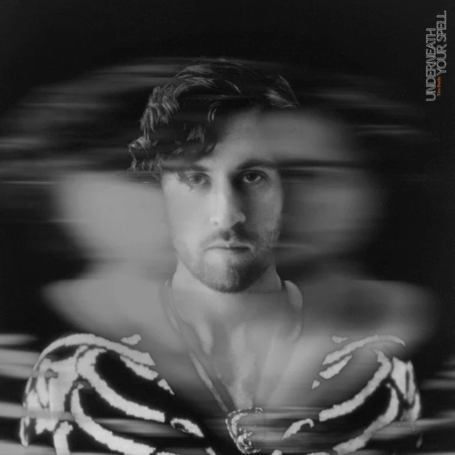 Tim Buds Shines On His New Anthem “UNDERNEATH YOUR SPELL”