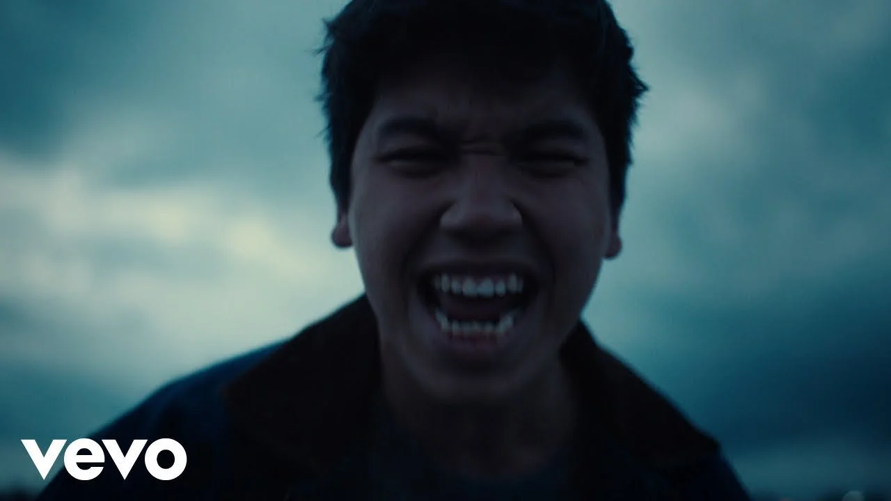 Clinton Kane wows us with the visuals for his new music video “Go To Hell”