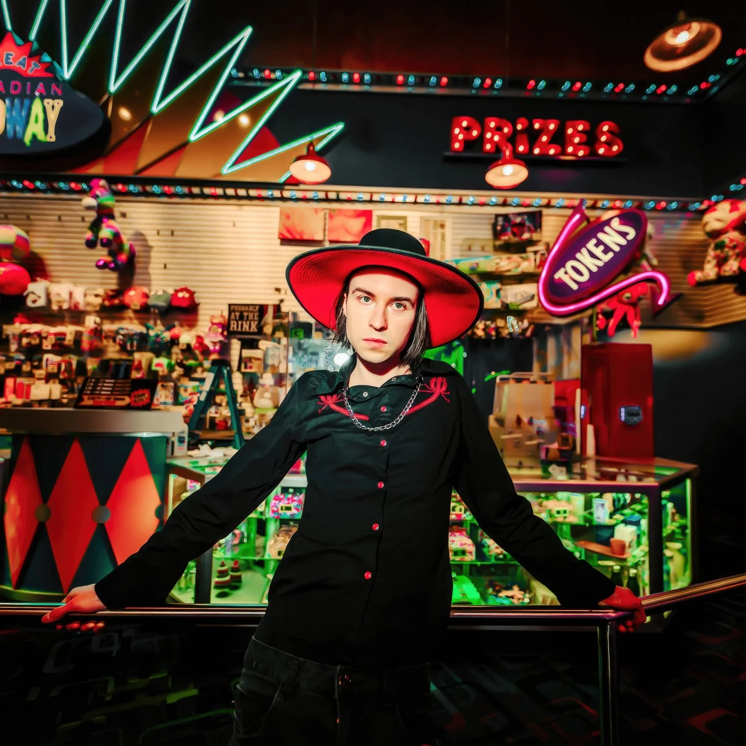 Alex Exists Releases His Debut Album, “Everybody’s Famous”