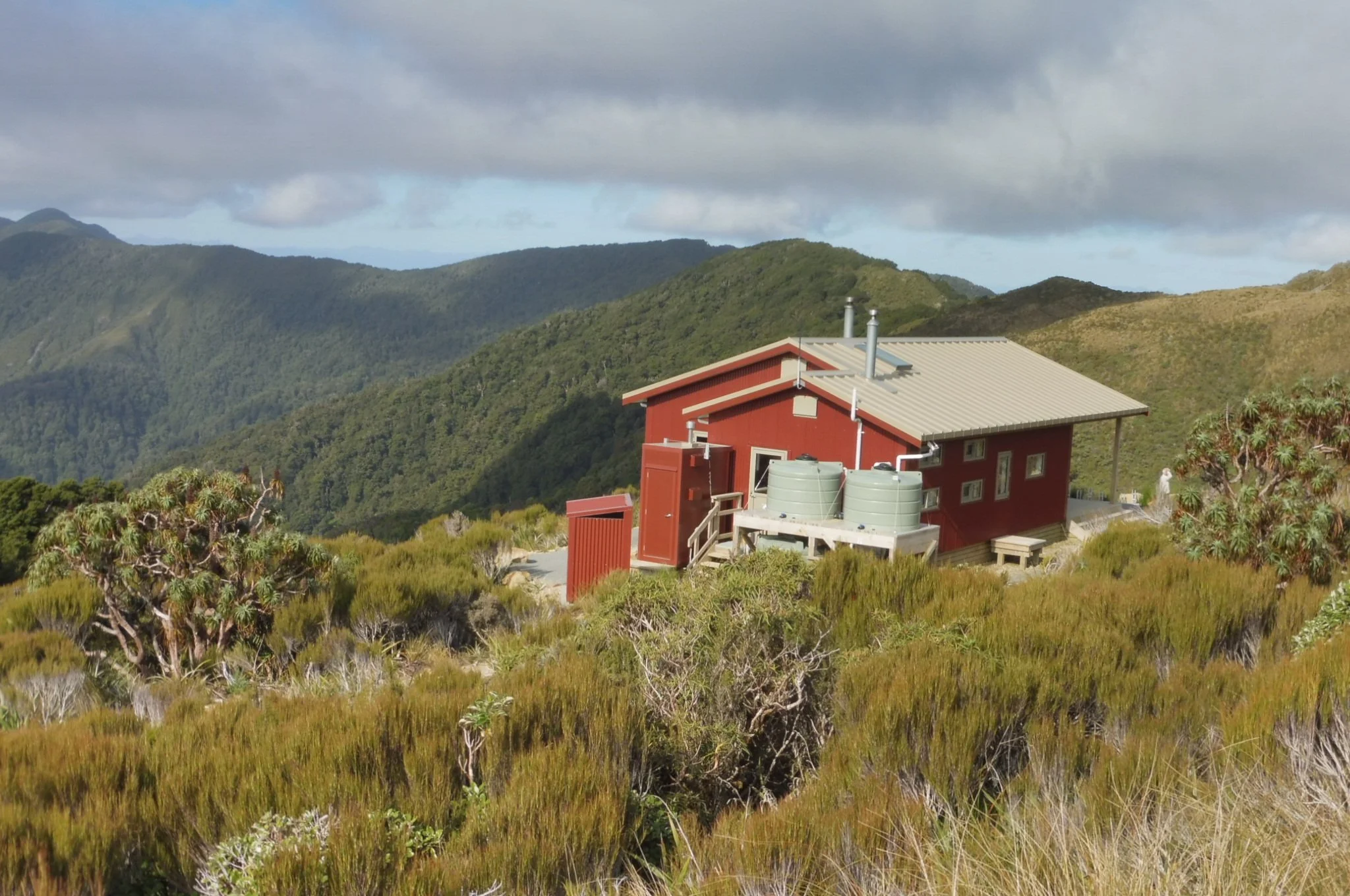 Pororari Hut