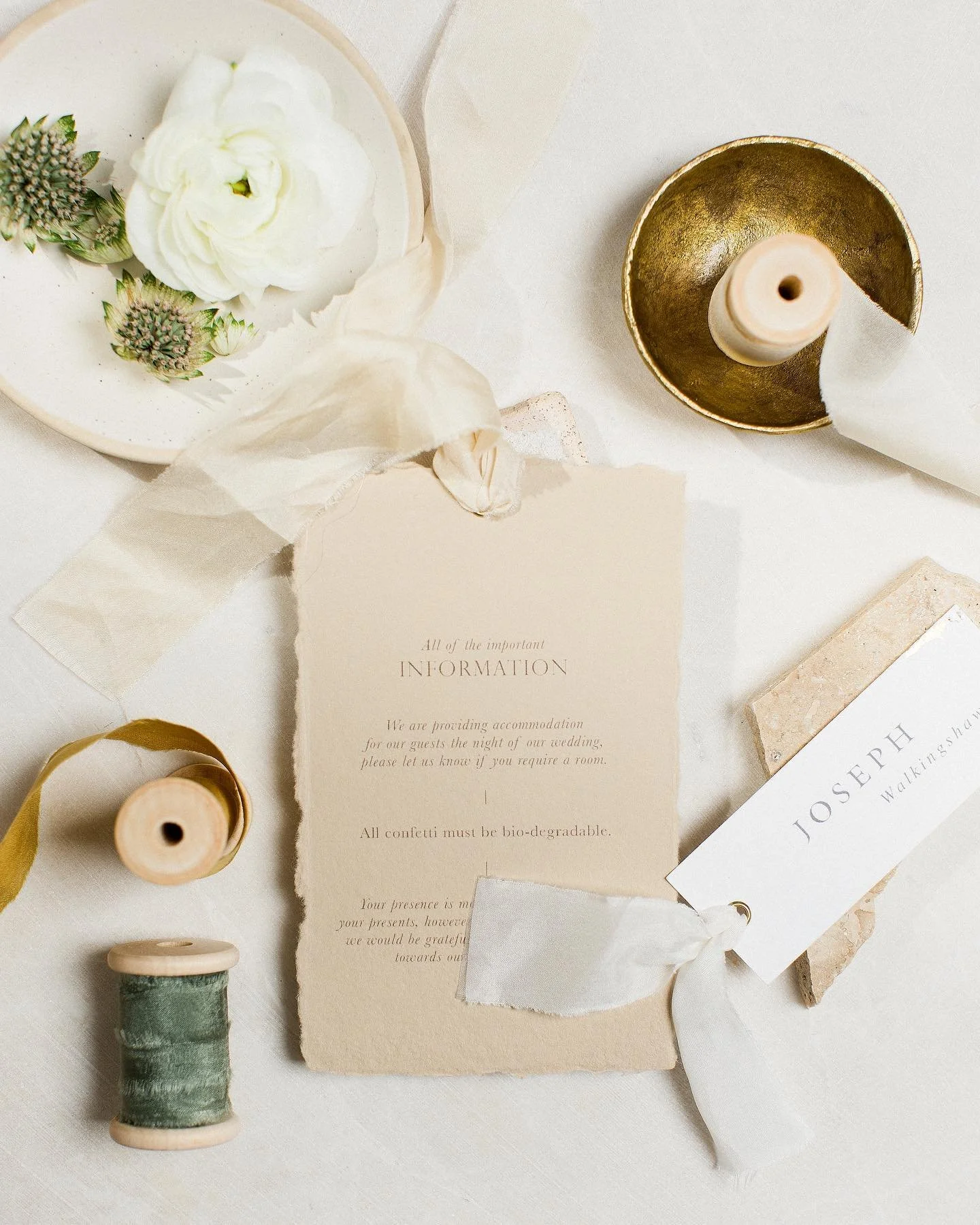 // R I B B O N S //
Our favourite embellishment to lift any suite from pretty to perfect&hellip;

Whether you are considering silk or velvet ribbons as an added extra for your suite, the answer is always yes! It is always worth it! 
A piece of ribbon