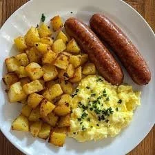 turkey sausage scramble.jpg