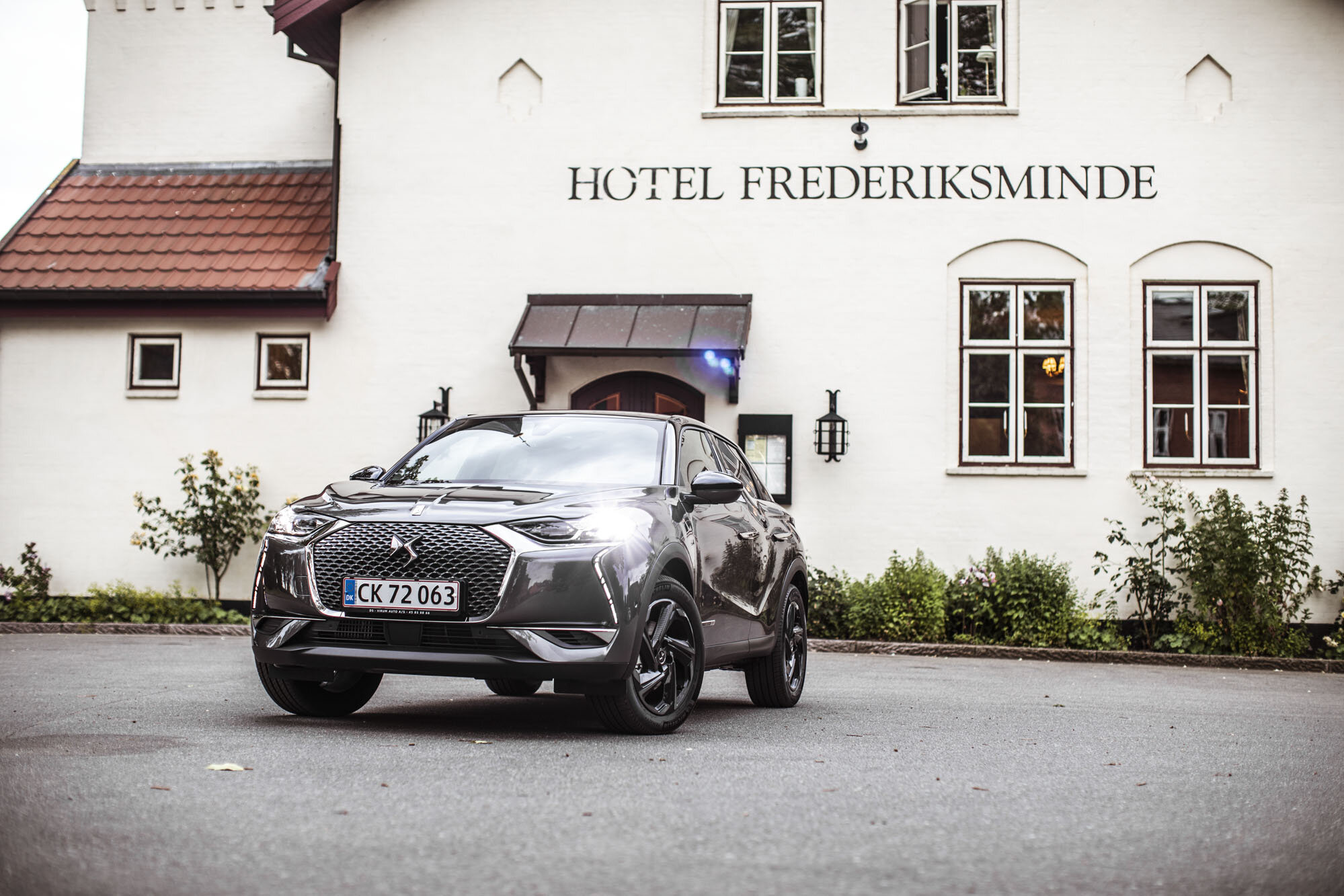 DS3_Crossback_Platinum_grey_Statiske_03.jpg