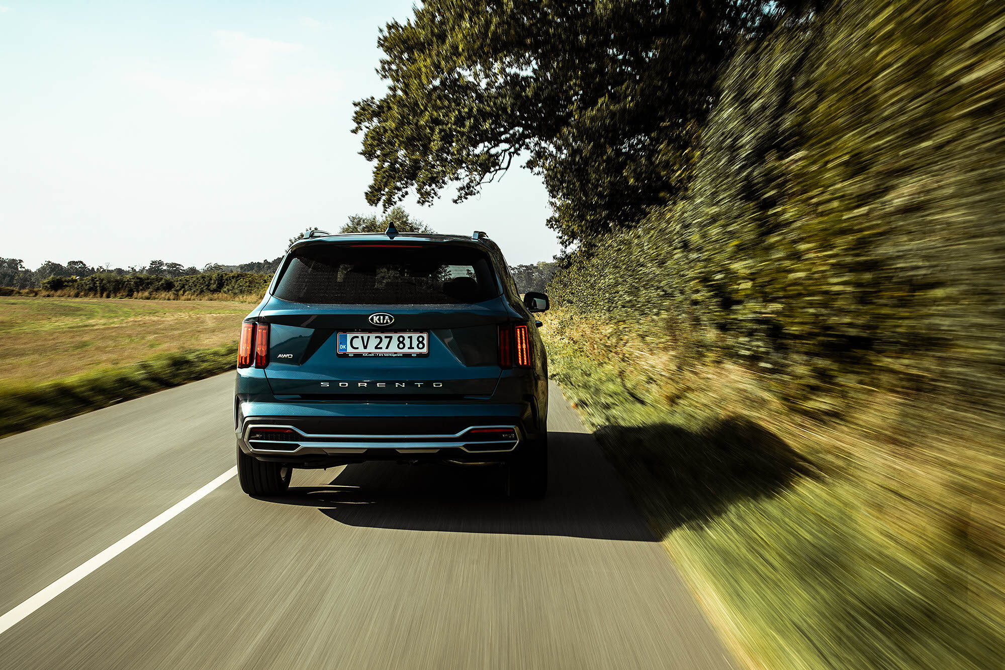 Kia_Sorento_Blå_Dynamisk_22_low-res.jpg
