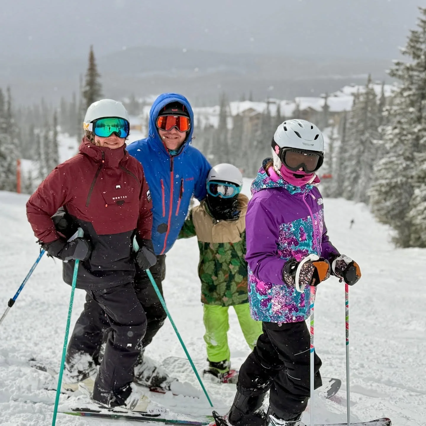 Travelling home after a great couple of weeks away. Feeling rested and ready for another busy season!