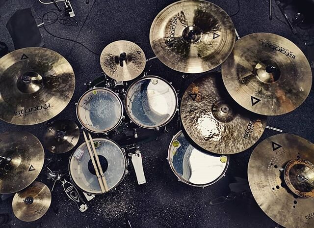 They almost fit in one picture &lt;3!
.
.
.
#drummer #practice #dailygrind #istanbulagop #acdunlimited #agnerdrumsticks #angeldrums #yamaha #maplecustom #tyr #t&yacute;r #metaldrummer