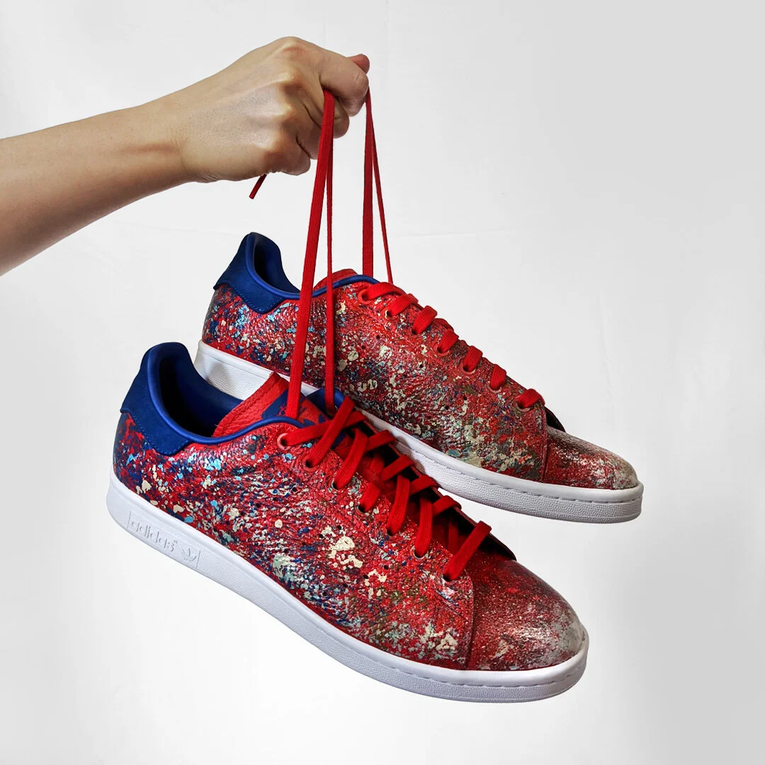 2020-08-26 Adidas Stan Smith_RED_IG hanging.jpg