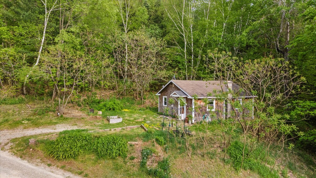 Outbuilding located on property.