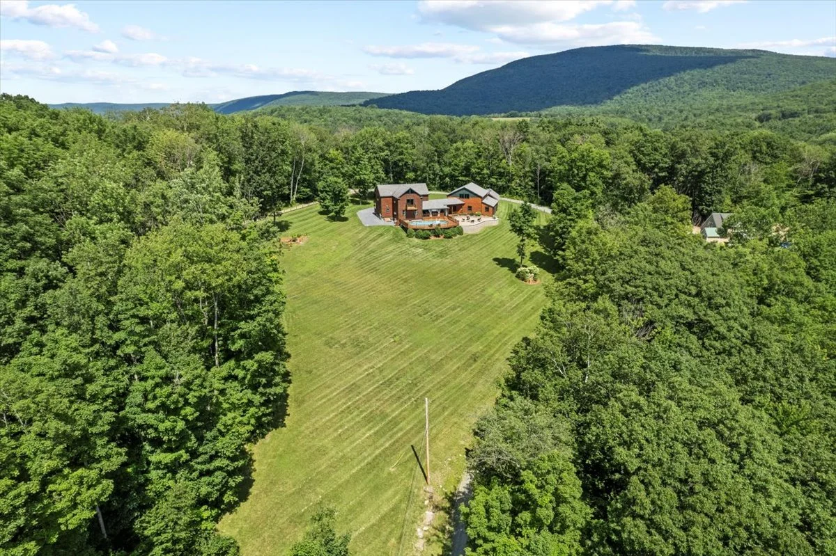 503 Atwood Pownal VT 05261 — Hoffman Real Estate