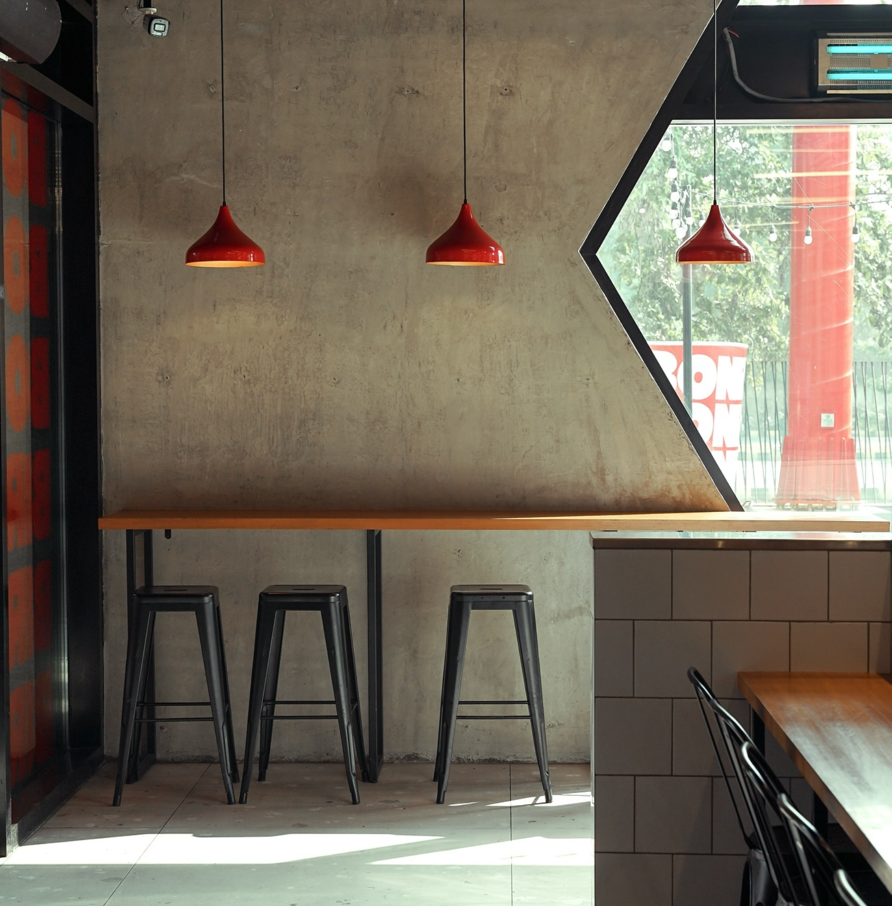 Frying in from Dubai to the streets of Pakistan