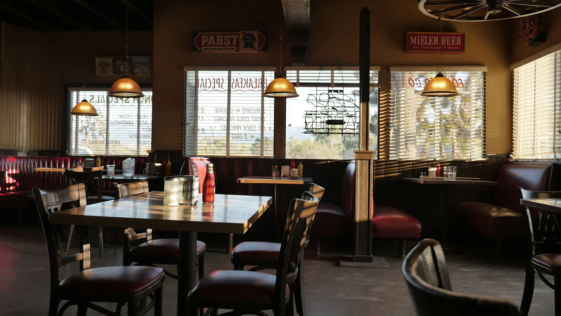Four Aces - Diner