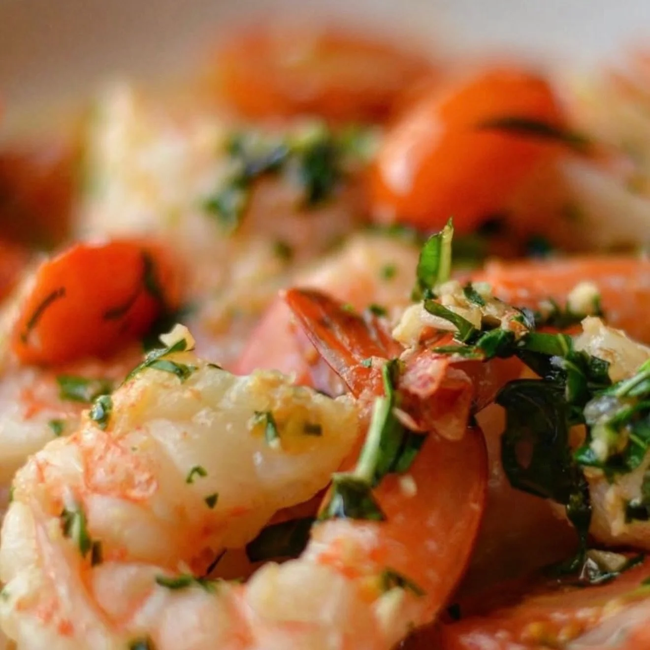 Fresh from the sea and made to impress. 🌊

From perfectly prepared seafood classics to bold Italian flavors, every bite is crafted with the freshest ingredients and a whole lot of passion.

📍 @macaronisandmartinos

#SeafoodLovers #FreshCatch #Itali