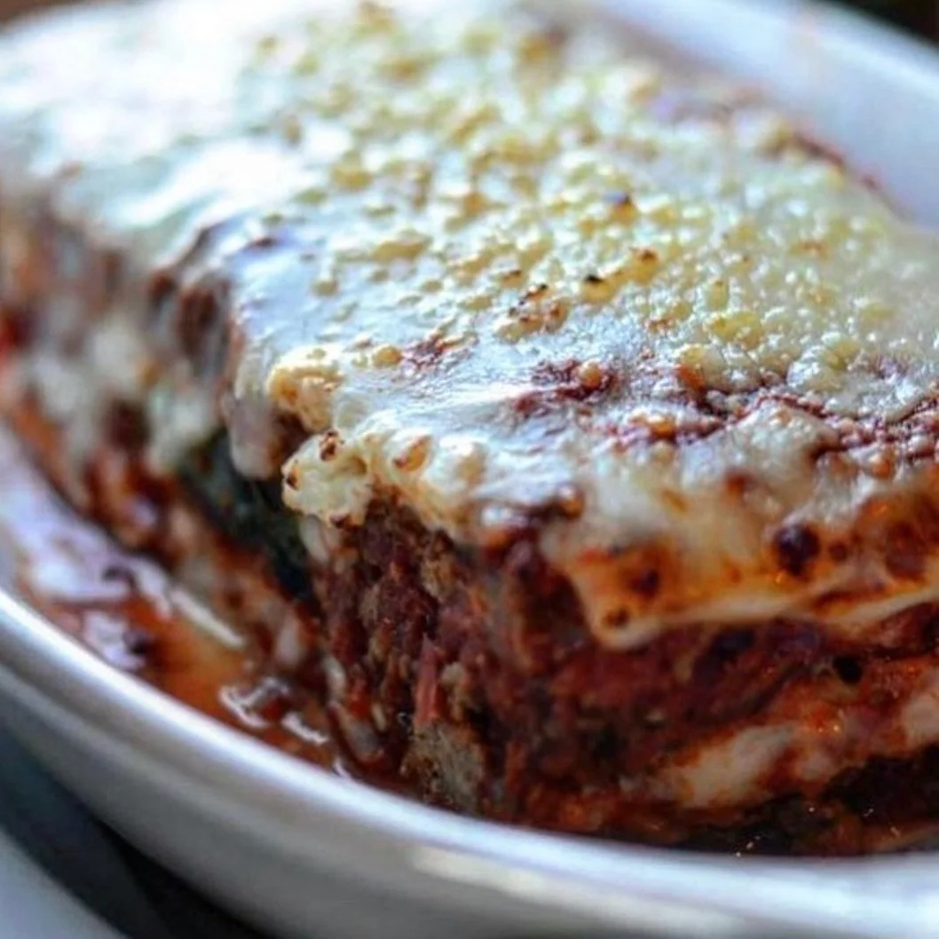 House-made Lasagna 🤌🏽💛

@macaronisandmartinos

#martinos #ashland #macaronisandmartinos #comfortfood #supportlocal