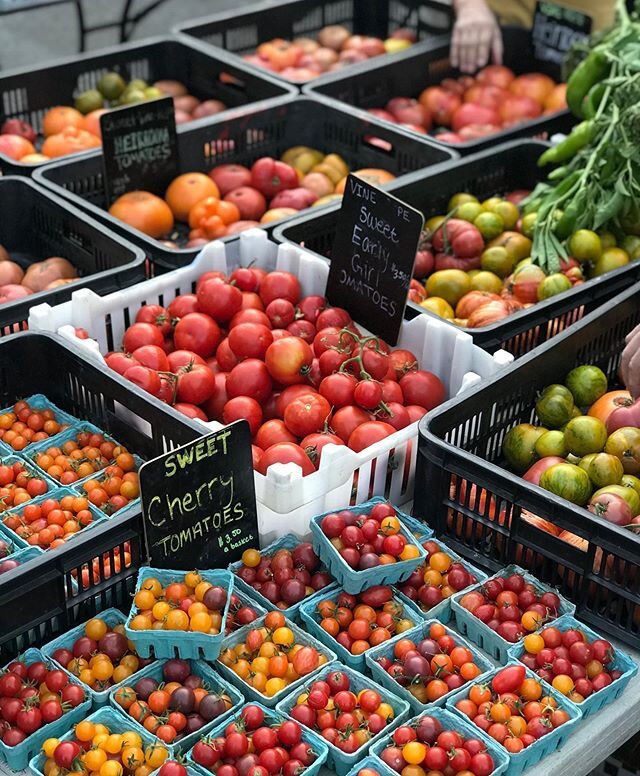 Beautiful spread from Hectors&rsquo; Honey.. Find his stall at the market today along with our other amazing purveyors and craftspeople, starting from 4pm - dusk in downtown Occidental. We only have two more markets left before we close for the seaso