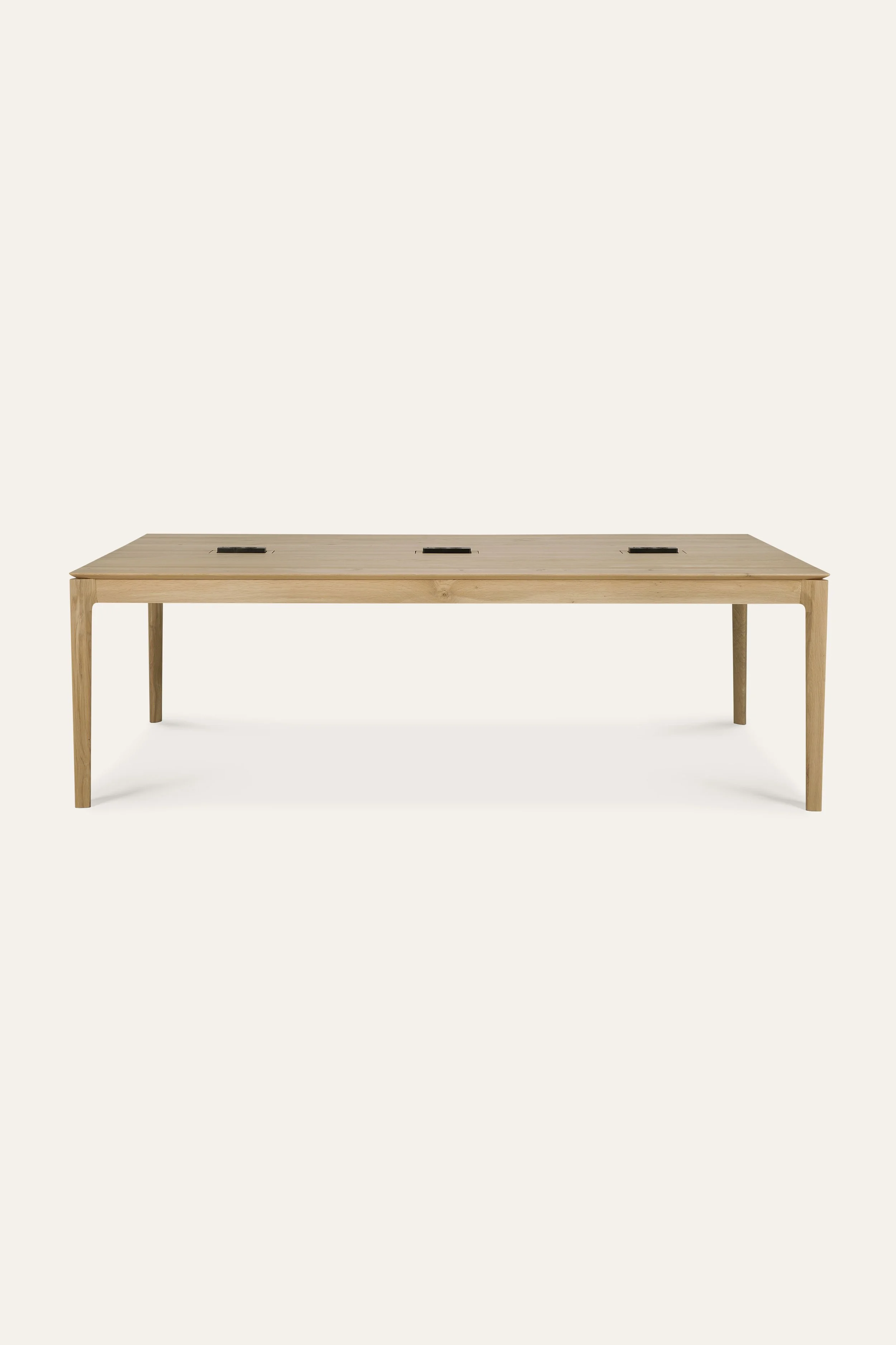 BOKCW-DESK_WEB_02.jpg
