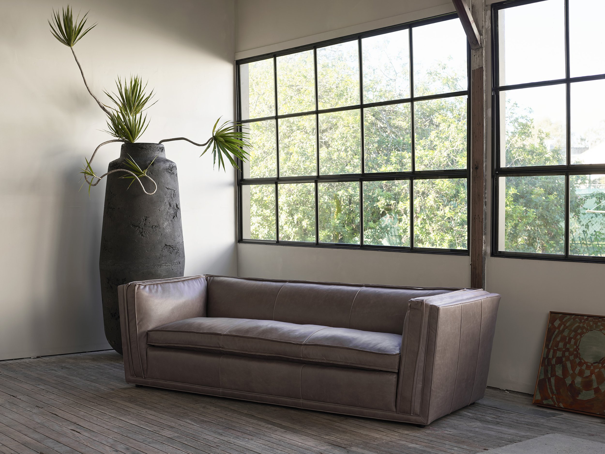 STYLE_7143-03_MACINTOSH_CMW9802_STONE_TOBYSCOTT_01.jpg