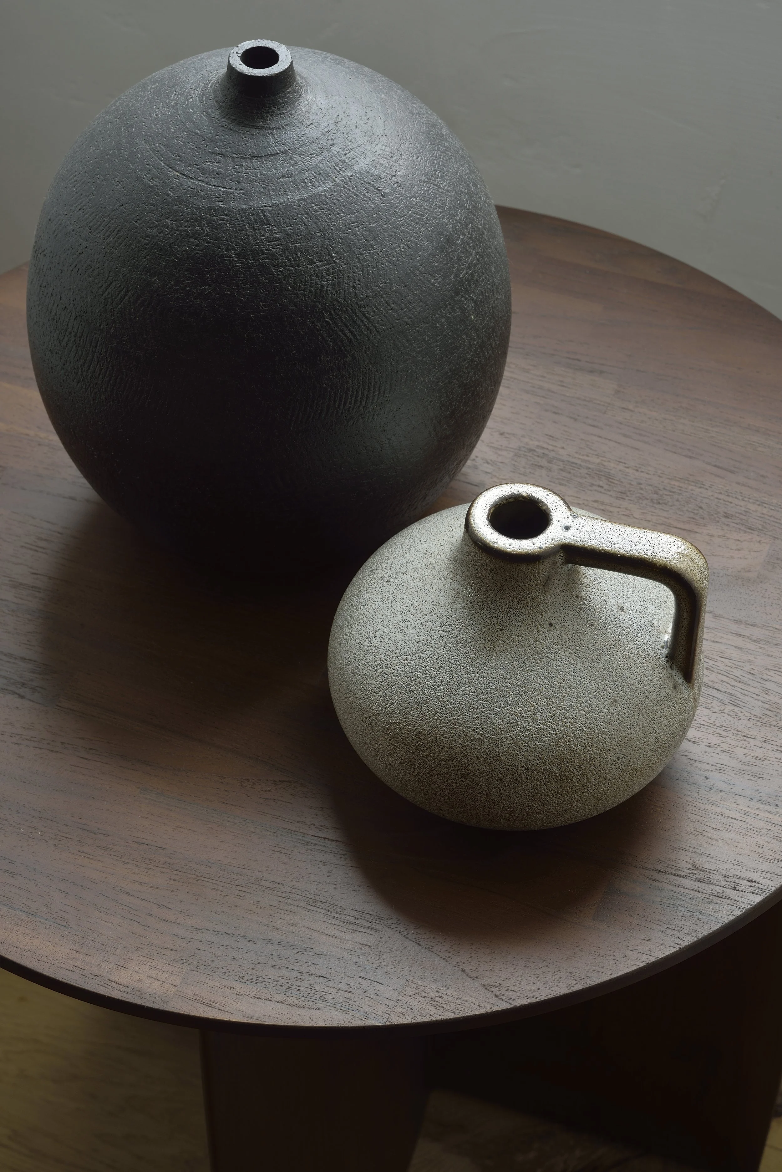 10196_Teak_brown_Geometric_side_table_detail.jpg