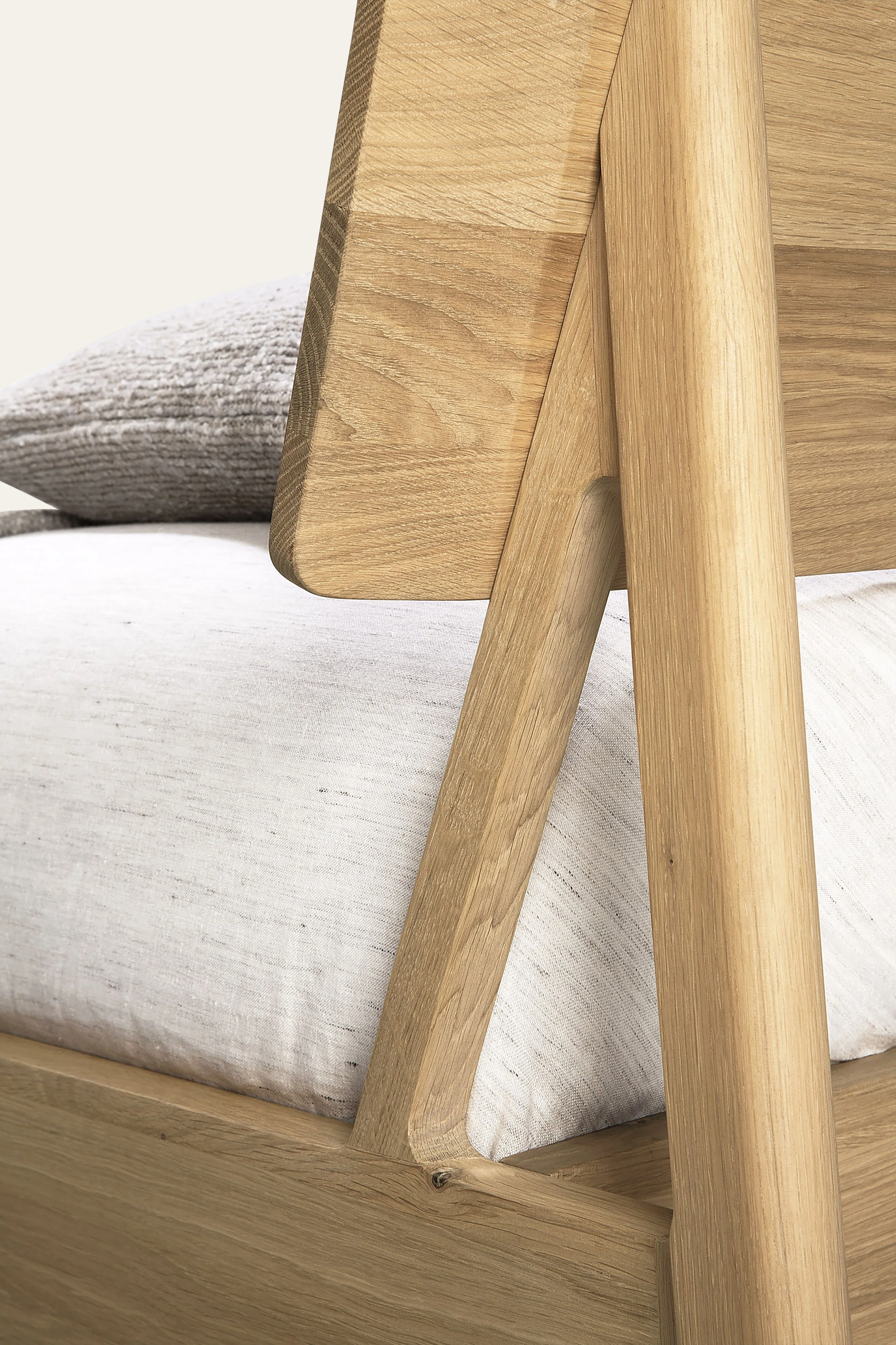 OAKAIRBED_WEB_05.jpg