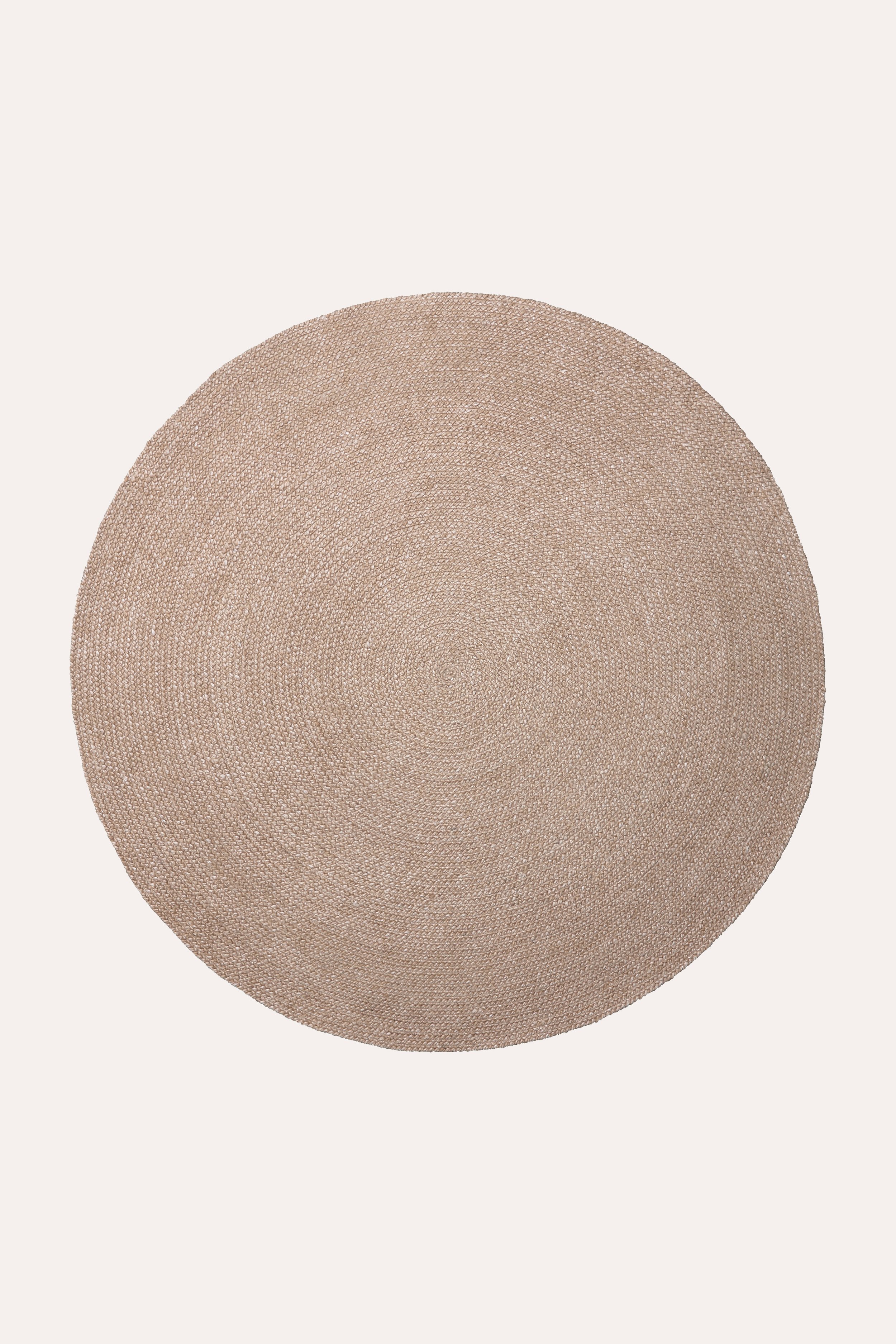 Armadillo_Rugs_Braid_Blush_Topshot.jpg